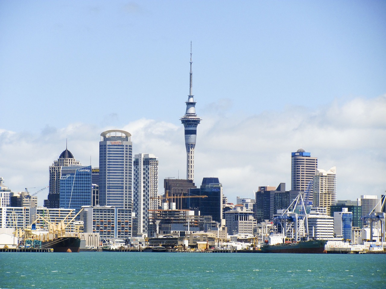 Best Cities to Study and Live in New Zealand - Auckland